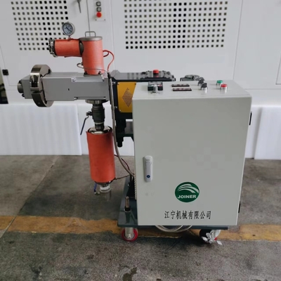 容量 5.5KW/7.5KW 600rpm プラスチック工学産業用合金鋼側フィッダー