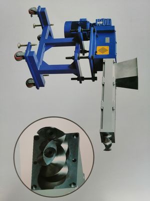 容量 5.5KW/7.5KW 600rpm プラスチック工学産業用合金鋼側フィッダー