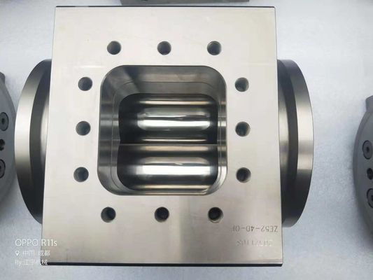 Berstoff ZE 82 押出機スクリューバレル